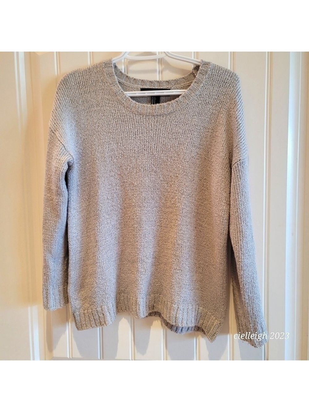 💥4 for $25💥 Forever 21 crew neck sweater